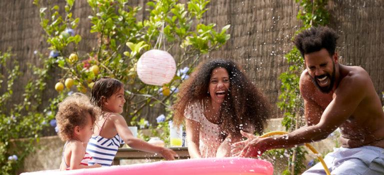 Como se divertir no verão sem sair de casa?