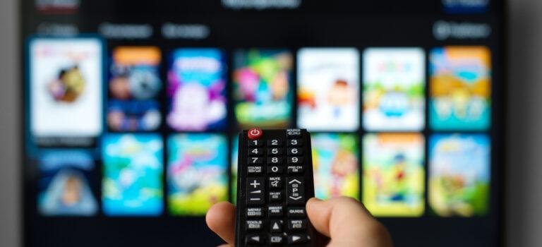 Descubra o porquê a sua sala precisa de uma Smart TV!